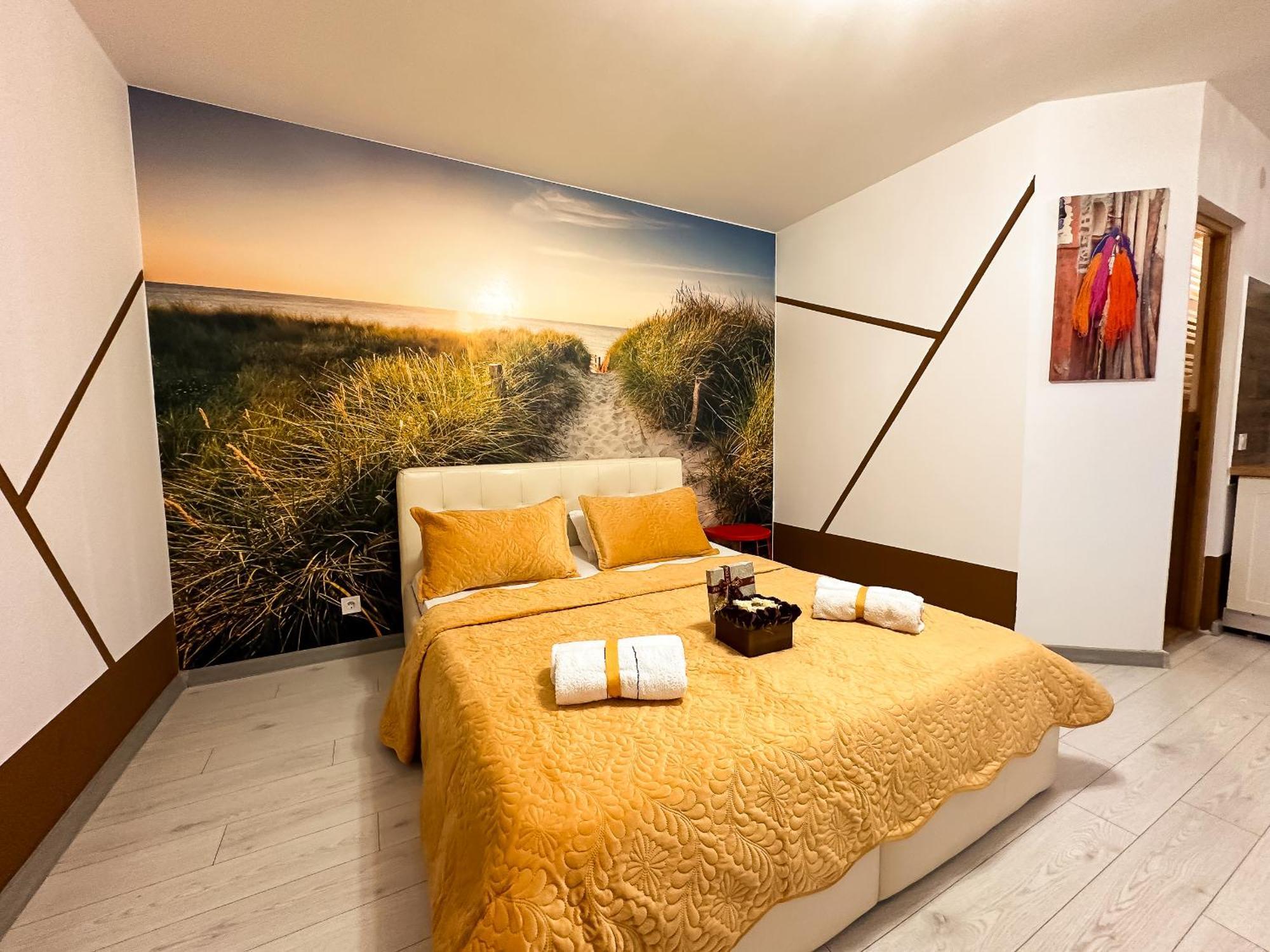 Pluto Central Lux Studio Craiova Exterior foto